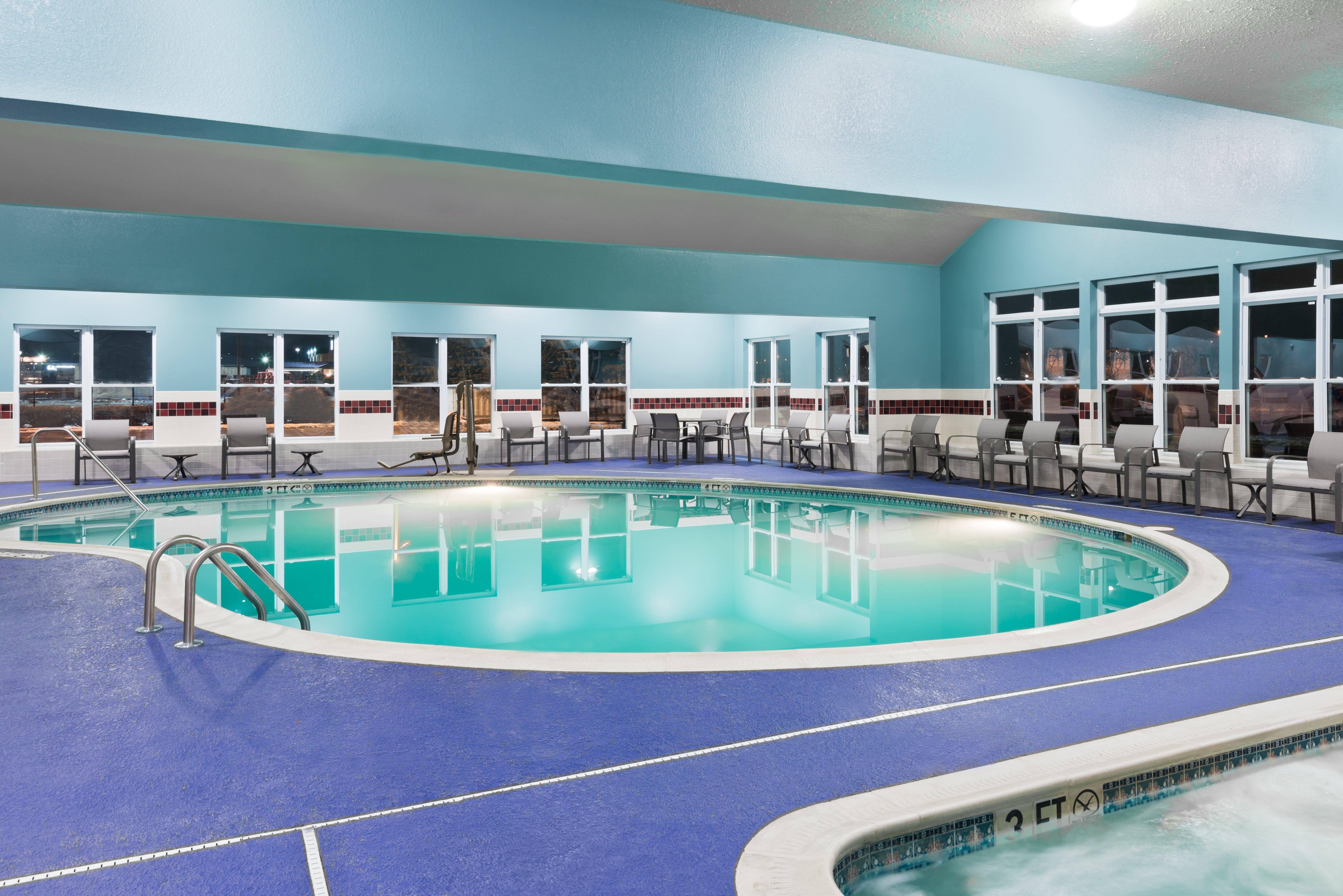Holiday Inn Express & Suites - Columbus Airport East By Ihg Eksteriør bilde
