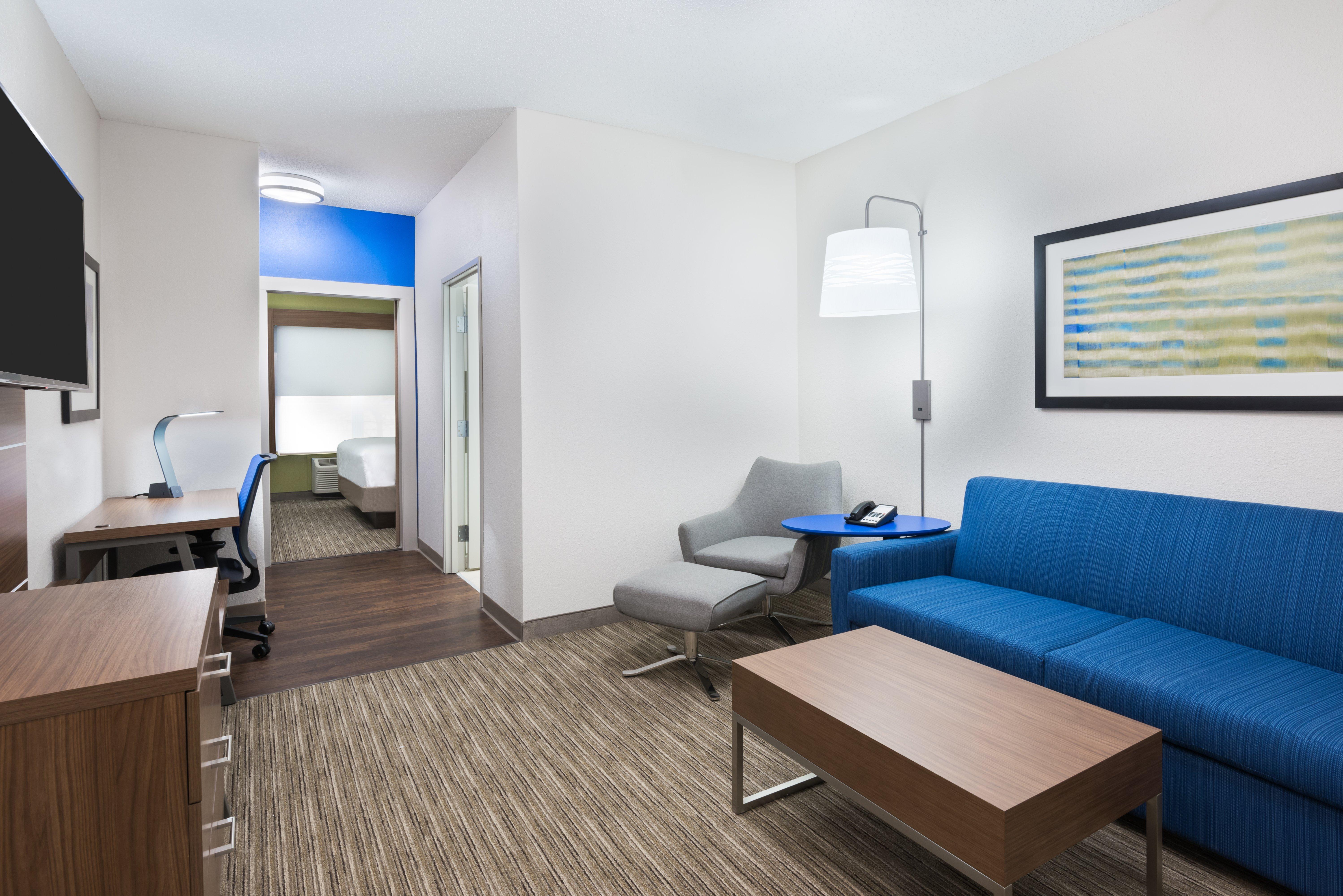Holiday Inn Express & Suites - Columbus Airport East By Ihg Eksteriør bilde