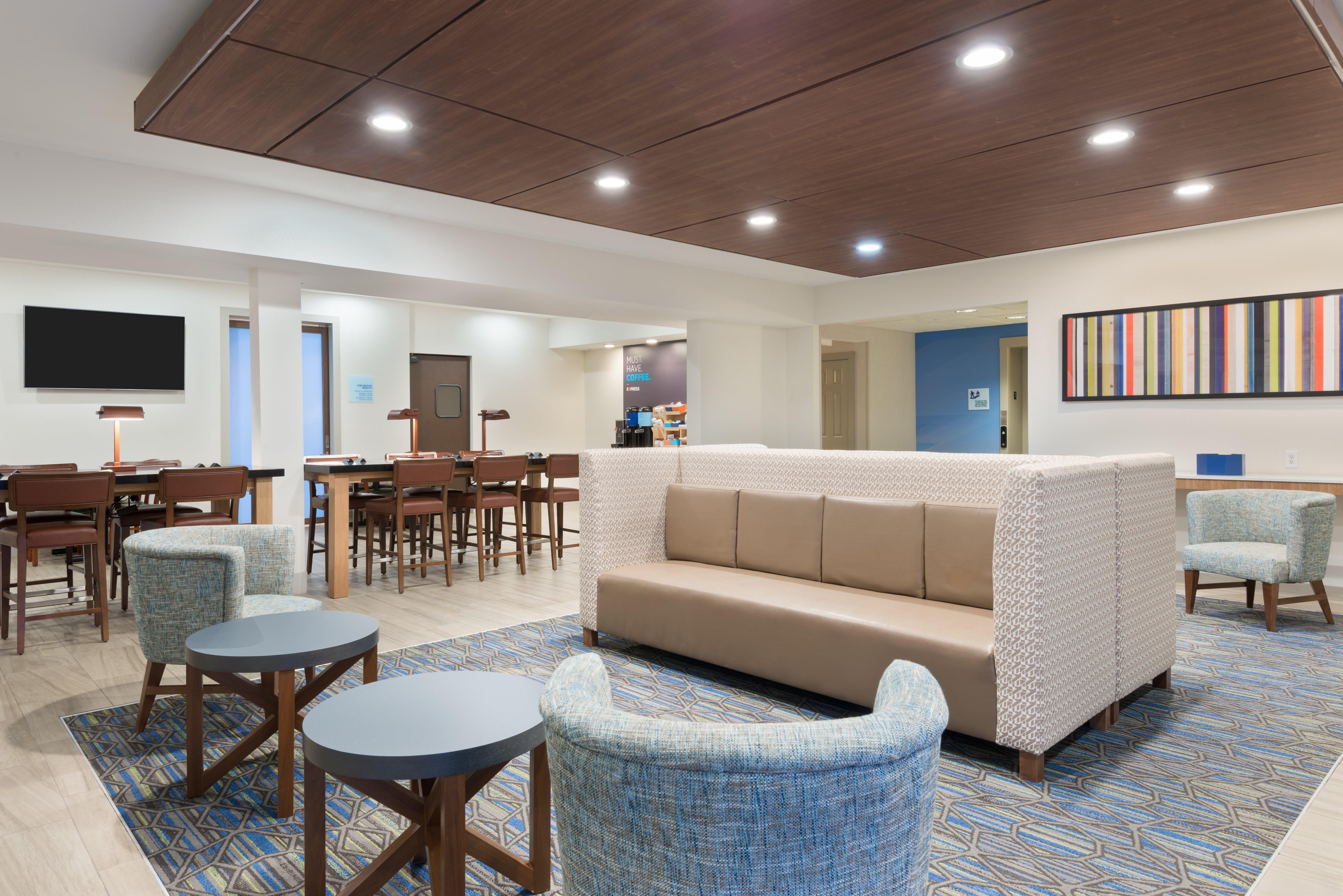 Holiday Inn Express & Suites - Columbus Airport East By Ihg Eksteriør bilde