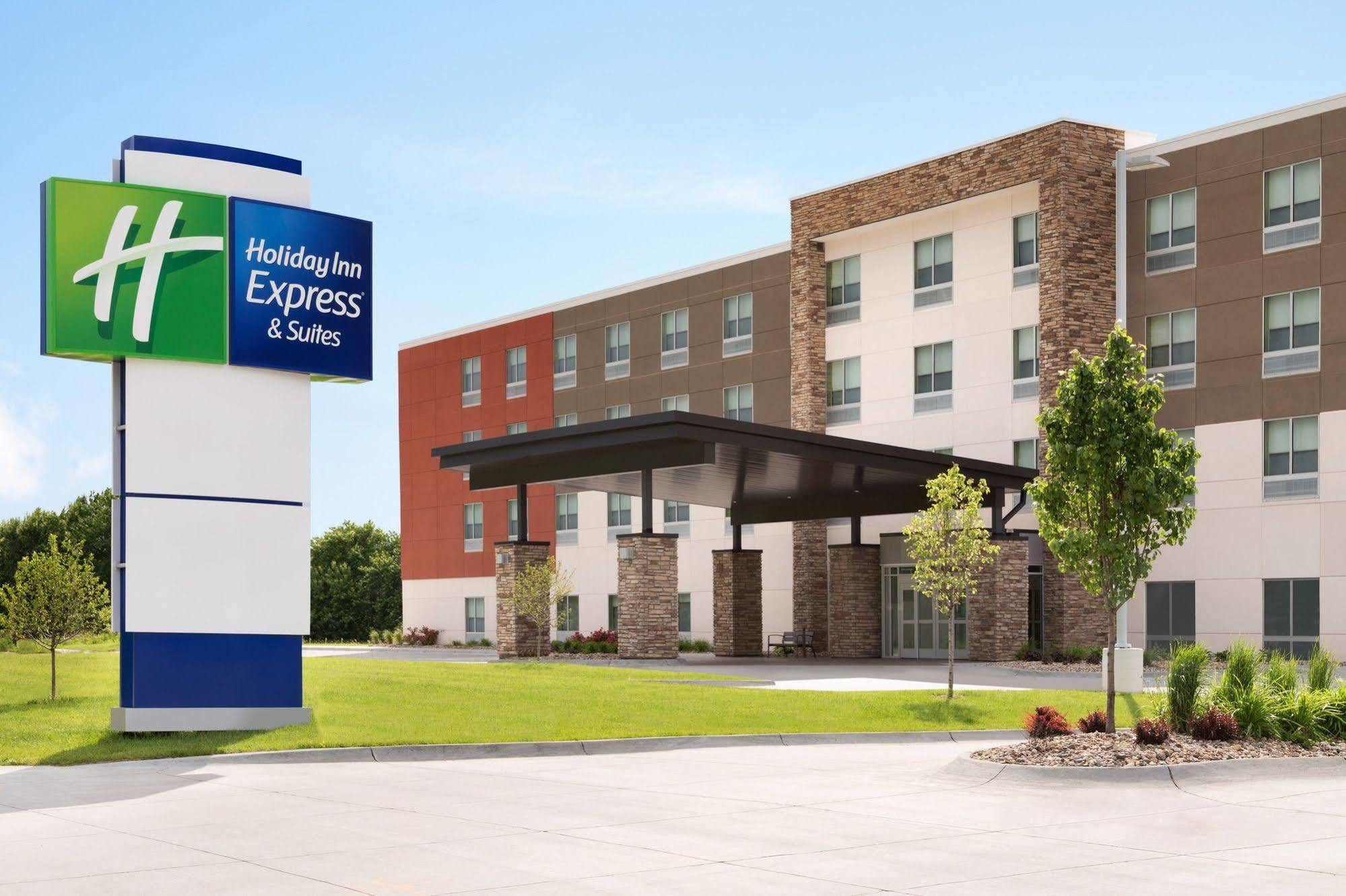 Holiday Inn Express & Suites - Columbus Airport East By Ihg Eksteriør bilde