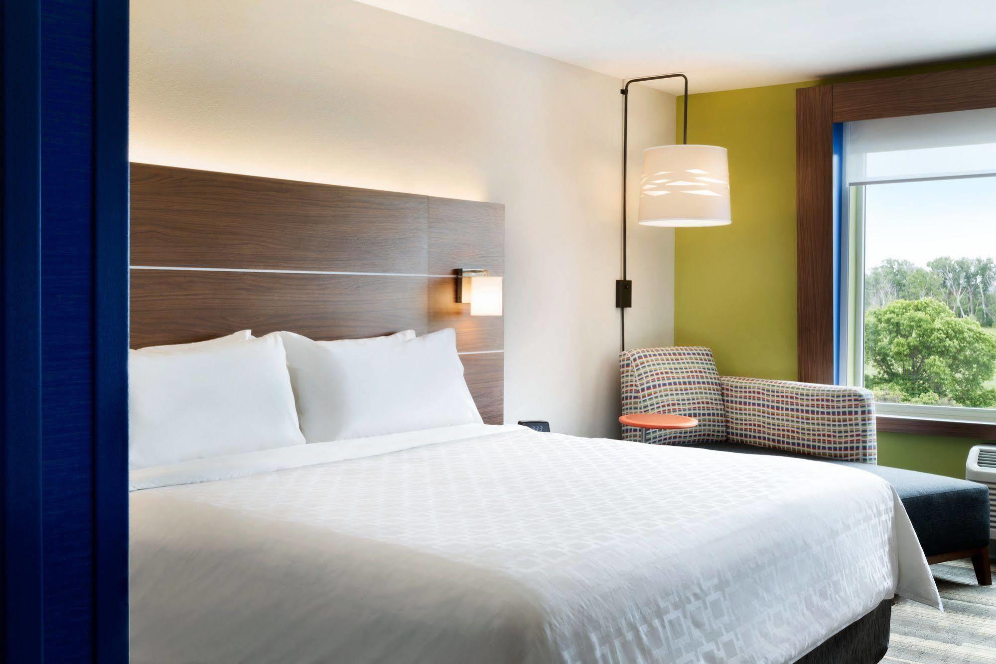 Holiday Inn Express & Suites - Columbus Airport East By Ihg Eksteriør bilde